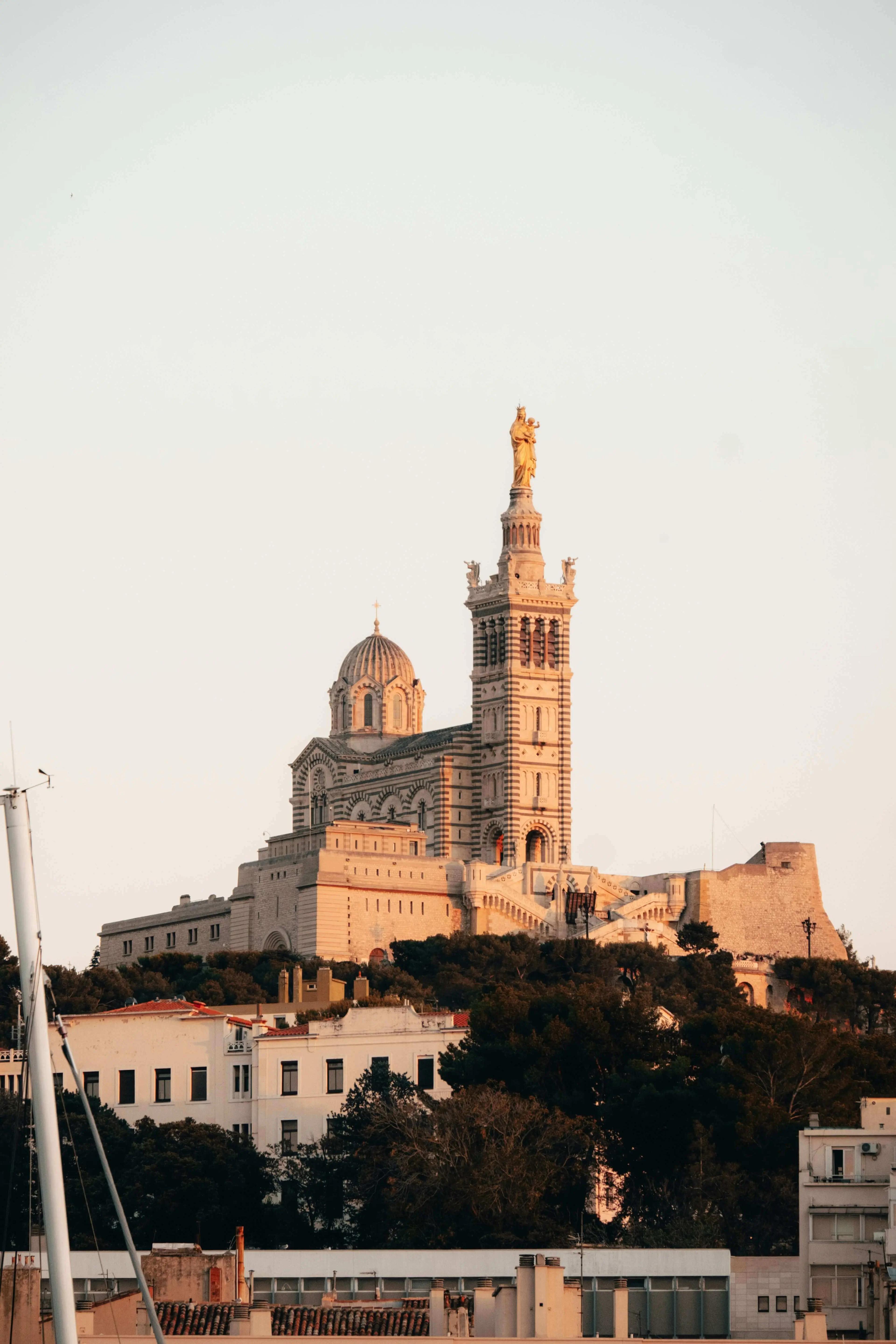 marseille background